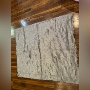 Adrienne Landau Ultra Thick & Plush Luxury Throw blanket Grey with silver 48x60